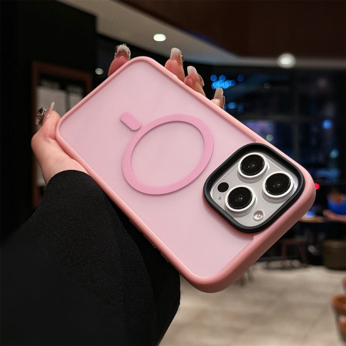 Skin-friendly Magsafe Strong Magnetic Suction Suitable Frosted Phone Case 1314 Shield Max